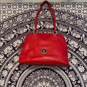 Dooney Bourke pursue